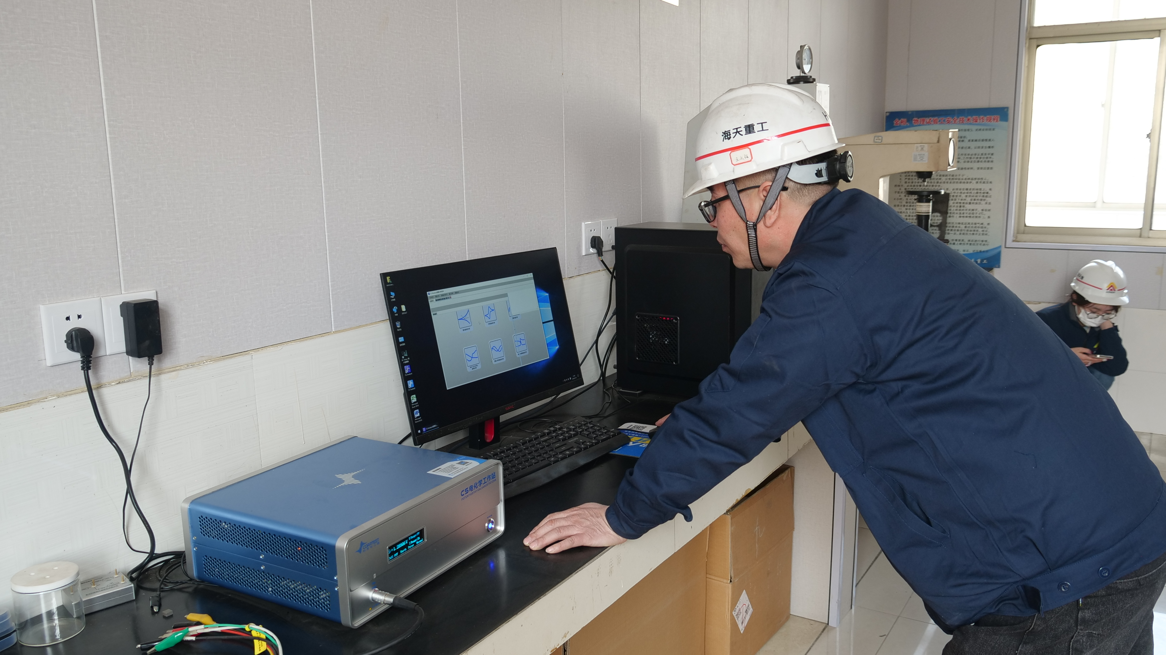 Wear Parts Solutions: One‑Stop Strategy for Mining, Concrete and Asphalt Equipment