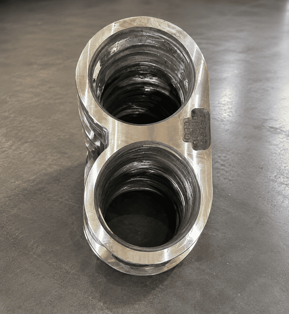 Haitian Casting High Chromium Wear-Resistant Wear Plate Solution: Improving Concrete Pumping Stability and Reducing Maintenance Frequency