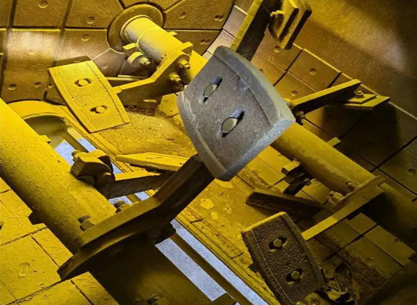 86465f70-b8f9-49a3-946a-2a1f582dcae7